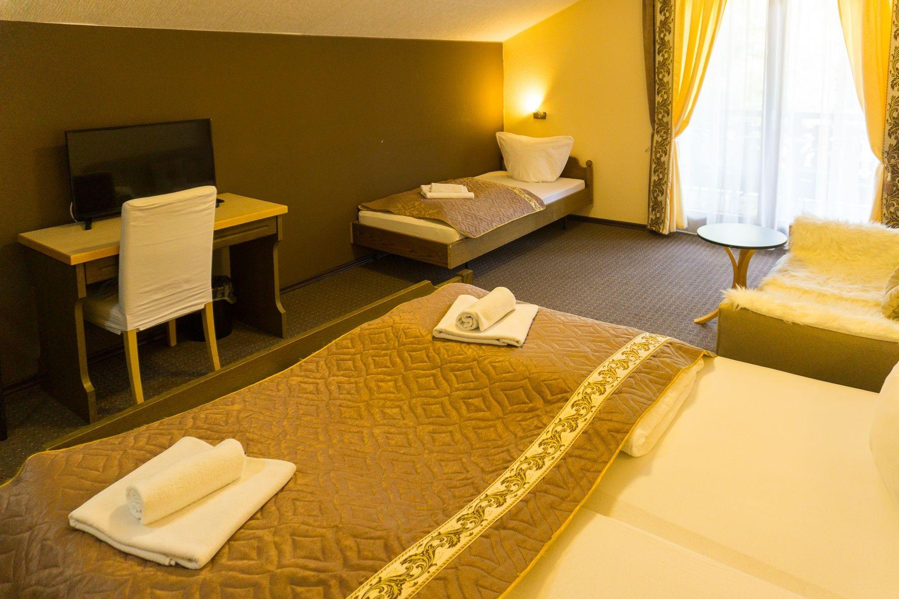 Kraehenbad Hotel Alpirsbach Dış mekan fotoğraf