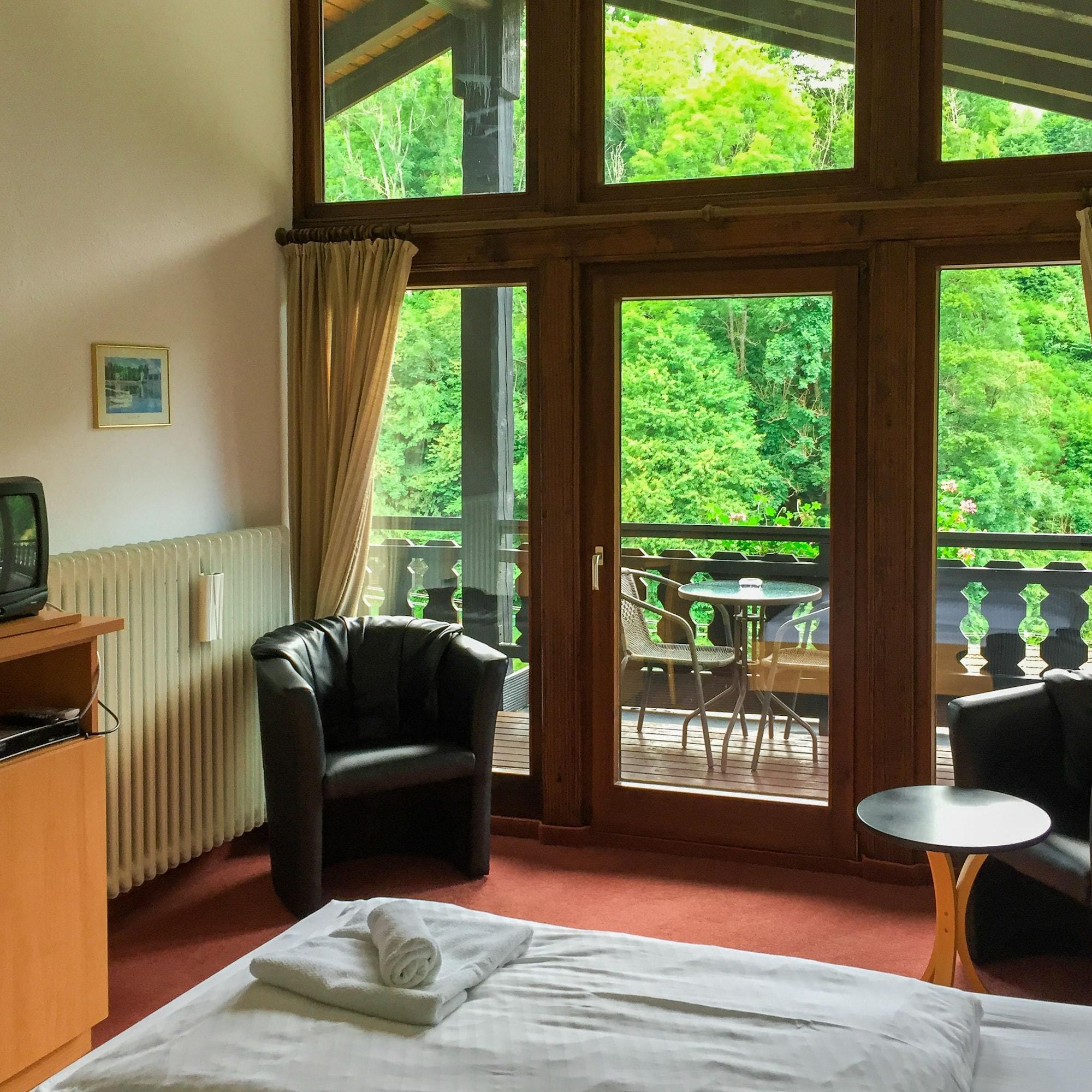 Kraehenbad Hotel Alpirsbach Dış mekan fotoğraf