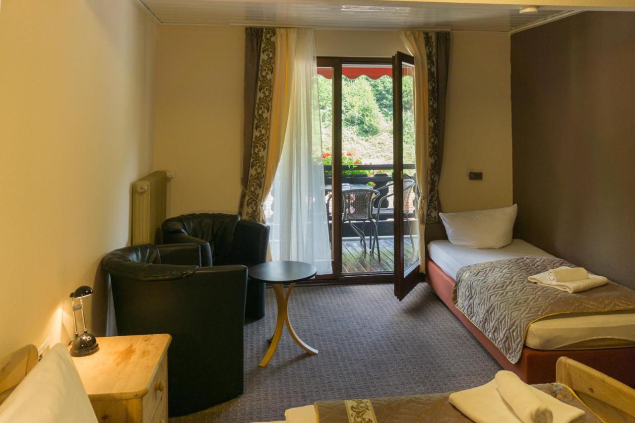 Kraehenbad Hotel Alpirsbach Dış mekan fotoğraf